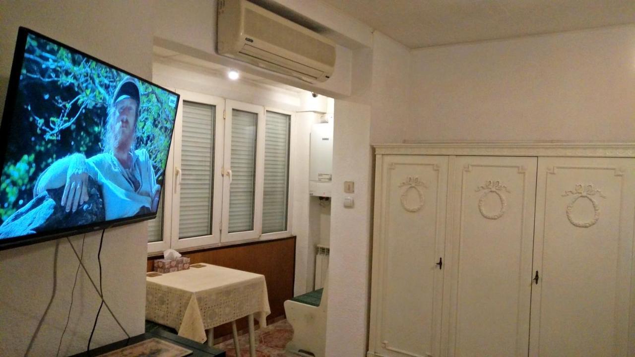 One Bedroom Apartment French Embassy Βουκουρέστι Εξωτερικό φωτογραφία