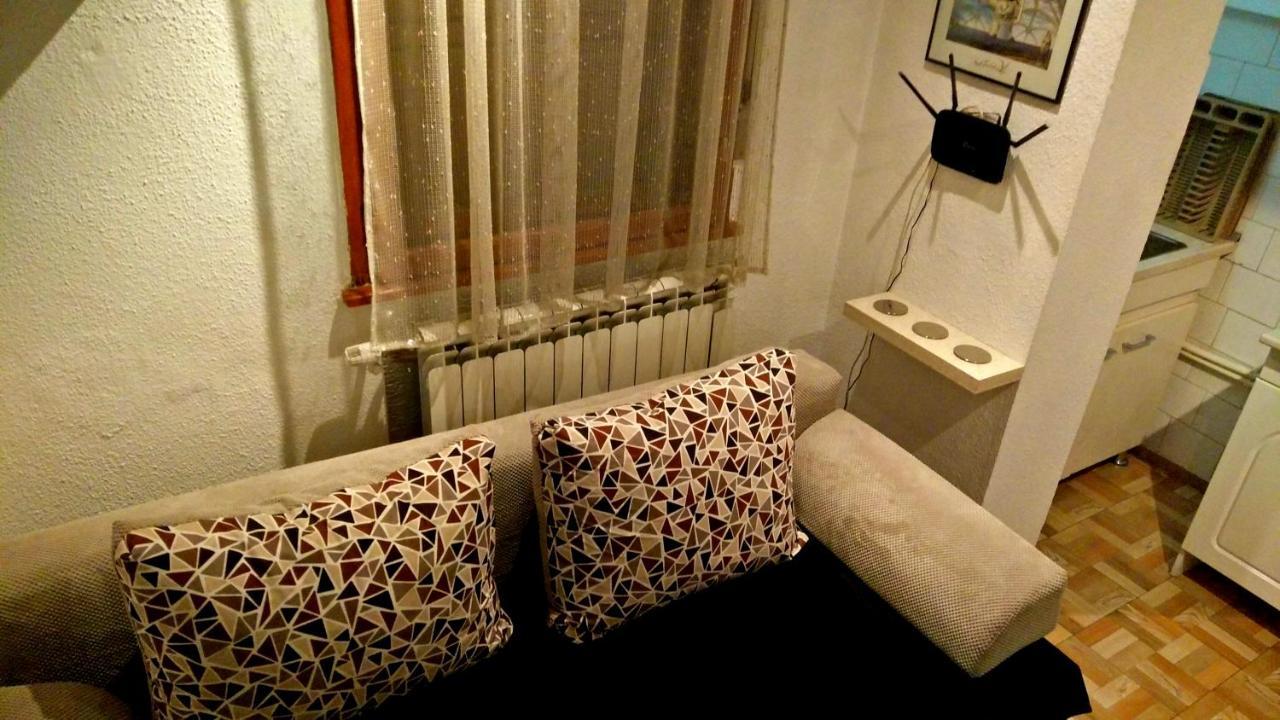One Bedroom Apartment French Embassy Βουκουρέστι Εξωτερικό φωτογραφία